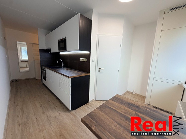 Квартира 2+1 на продаж, 58 м² (26 з 34)