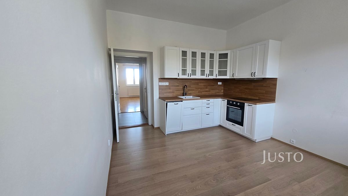 Pronájem bytu 2+1 77 m², Písek – fotka 1 z 3