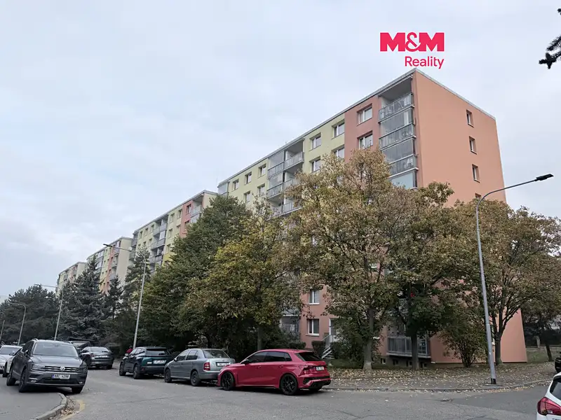Prodej bytu 3+1 80 m², Praha – náhled fotky 1