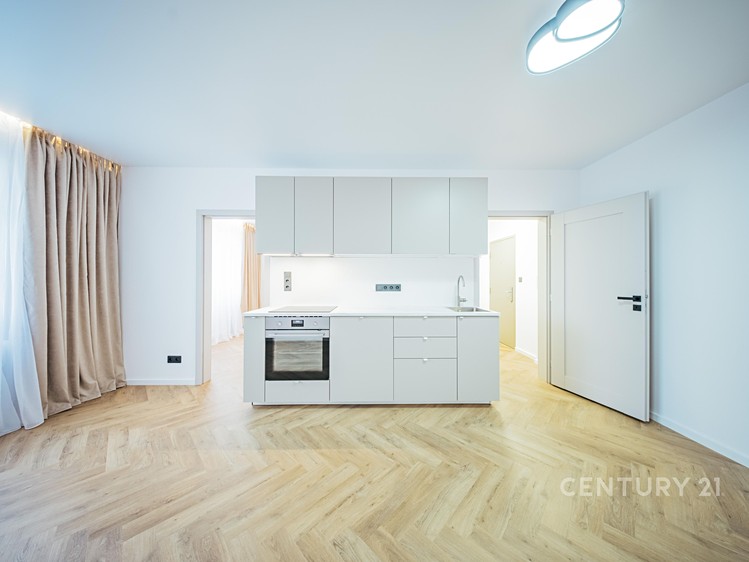 Квартира 2+kk в оренду, 40 м² (1 з 13)