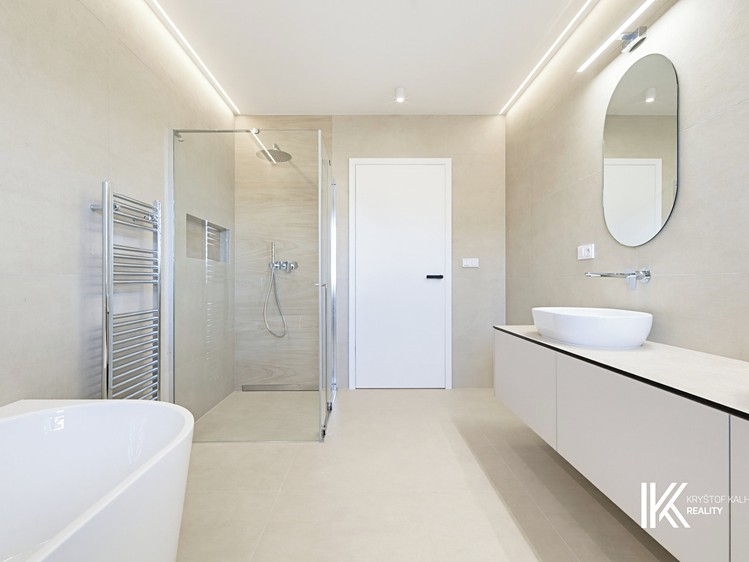 Будинок на продаж, 120 м² (33 з 58)