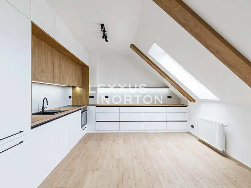 Pronájem bytu 4+kk 108 m², Praha – náhled fotky 2