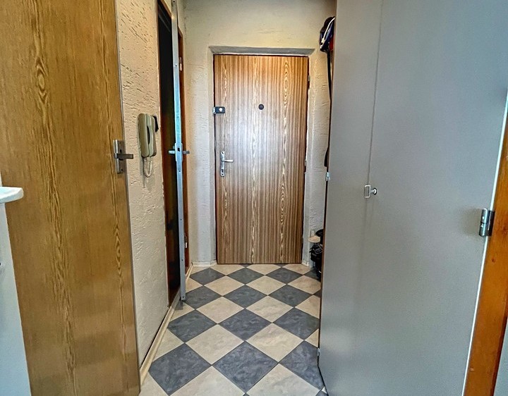 Pronájem bytu 1+1, 39 m² (10 z 14)