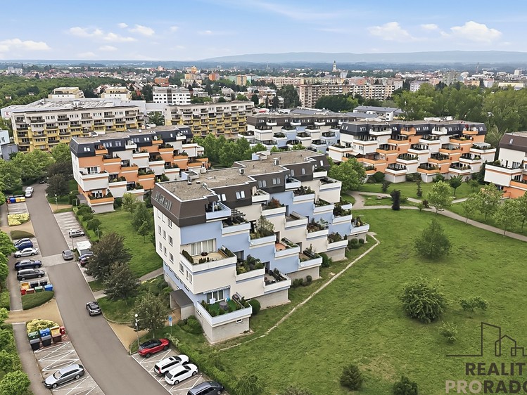 Prodej bytu 4+kk, 120 m² (2 z 27)