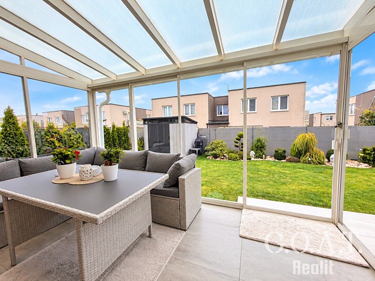 Wohnung 3+kk zum Kauf, 68 m² (2 von 33)