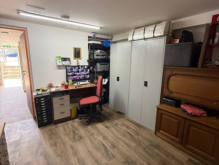 Комерційне приміщення на продаж, 470 м² (19 з 45)