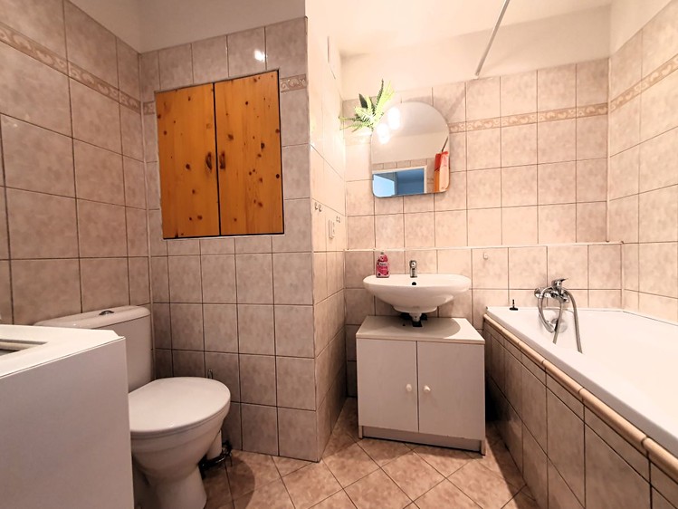 Pronájem bytu 3+1, 73 m² (4 z 11)