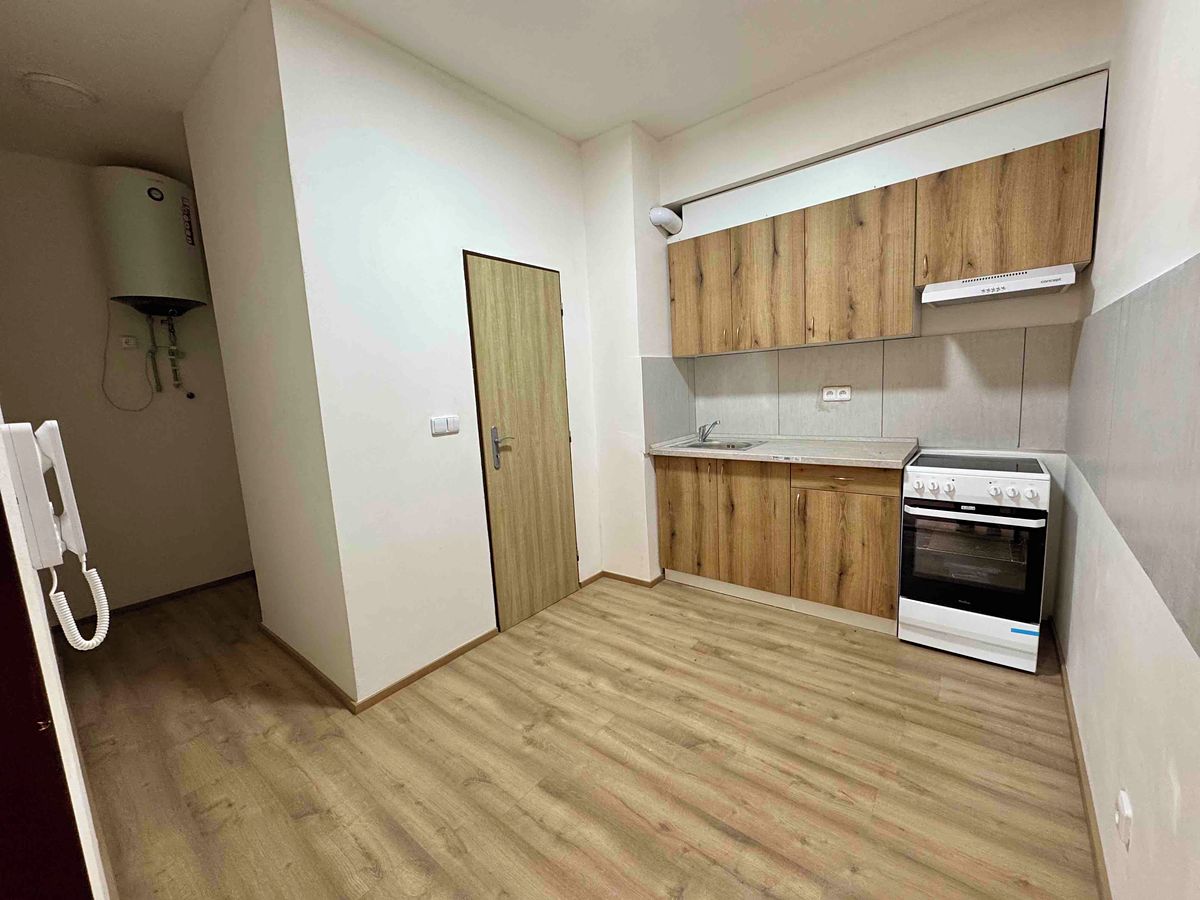 Pronájem bytu 1+kk 35 m², Kralupy nad Vltavou – fotka 1 z 3