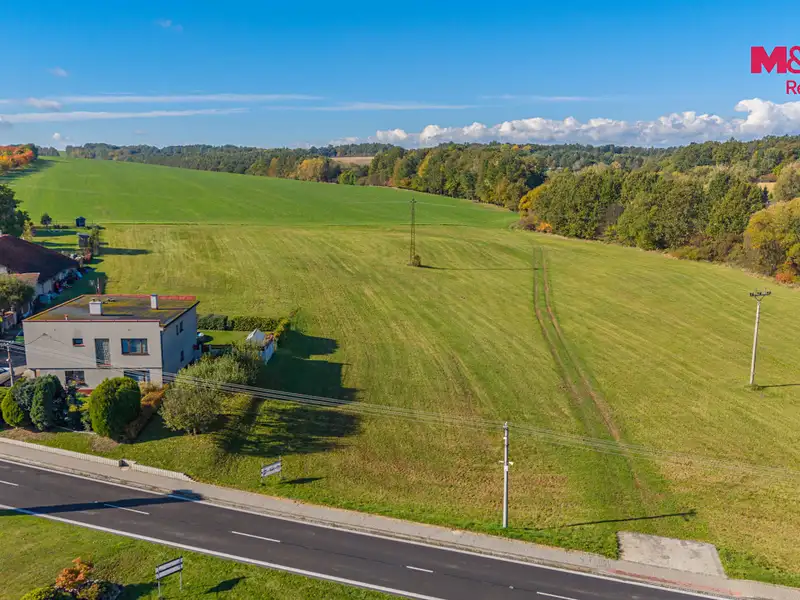 Prodej stavebního pozemku 2220 m², Trnávka – náhled fotky 2