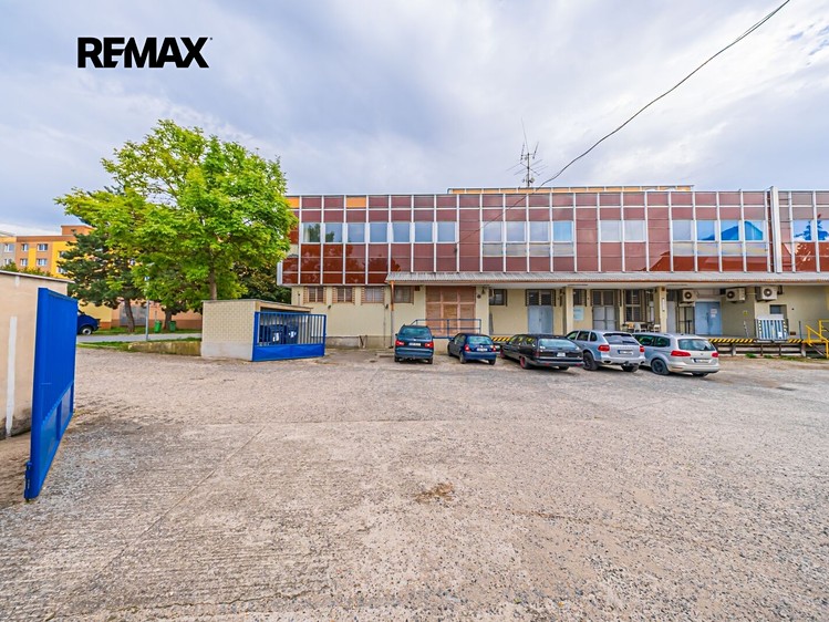 Комерційне приміщення в оренду, 460 м² (25 з 31)