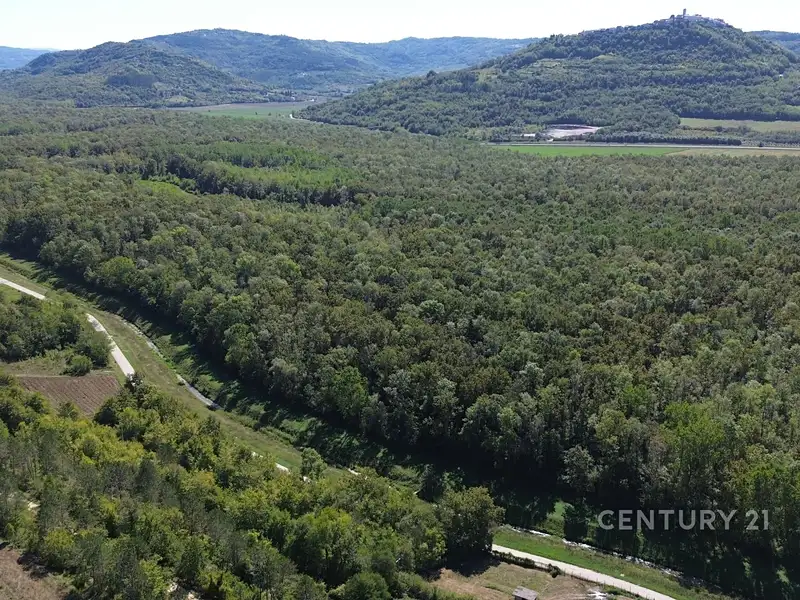 Prodej pozemku 1819 m², Livade, Oprtalj – náhled fotky 1