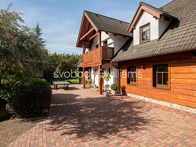 Prodej rodinného domu 431 m², pozemek 14484 m², Sloup v Čechách – náhled fotky 2
