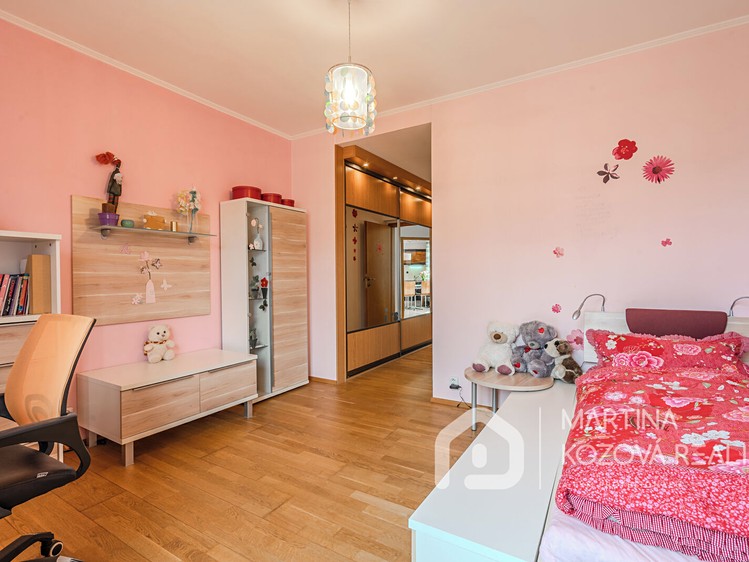 Квартира 4+1 на продаж, 139 м² (18 з 42)
