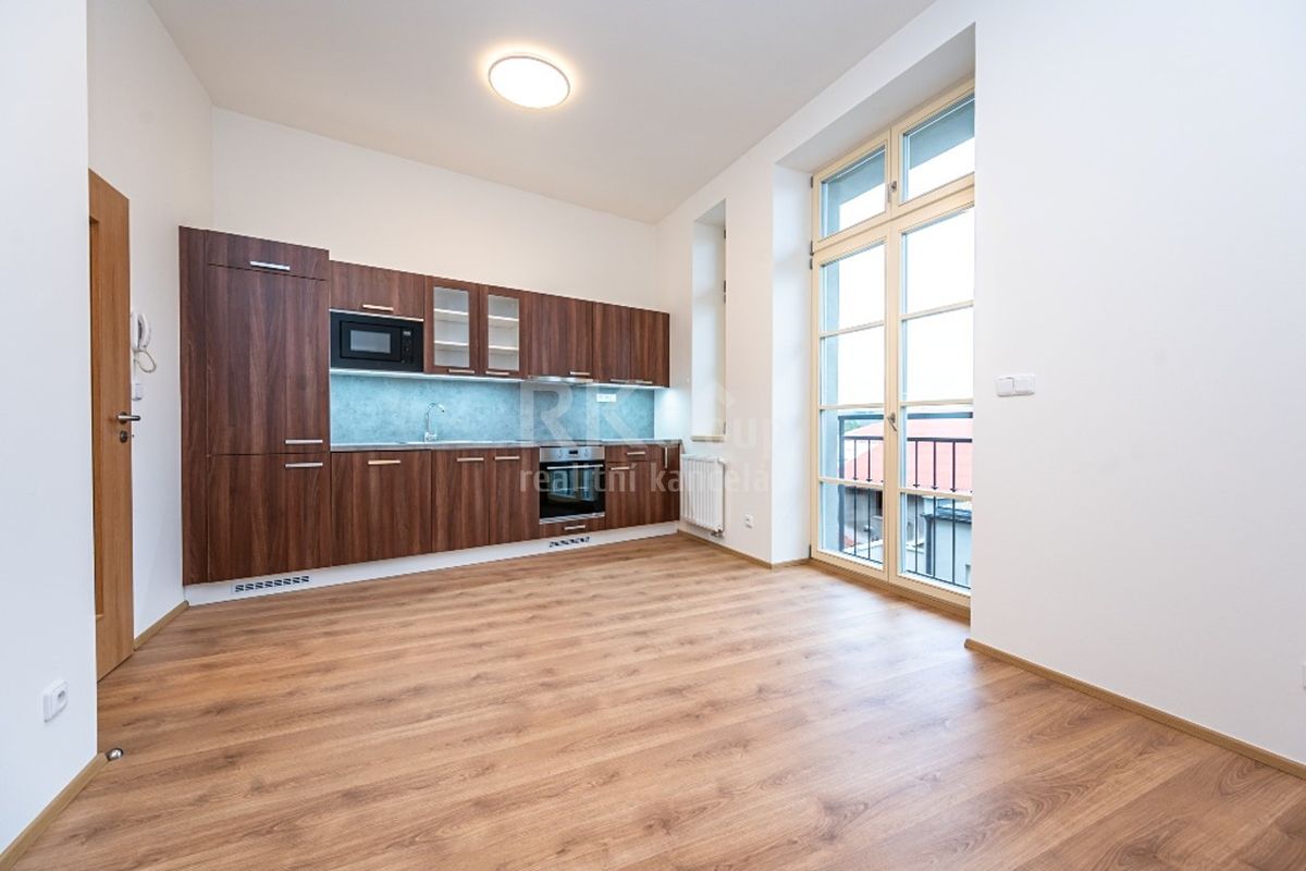 Pronájem bytu 2+kk 44 m²