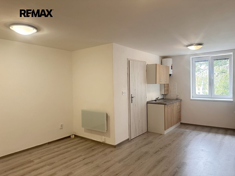 Квартира 1+kk на продаж, 27 м² (4 з 8)