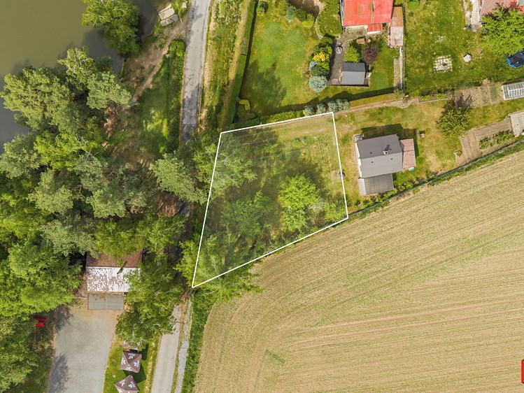 Prodej pozemku, 560 m² (2 z 21)