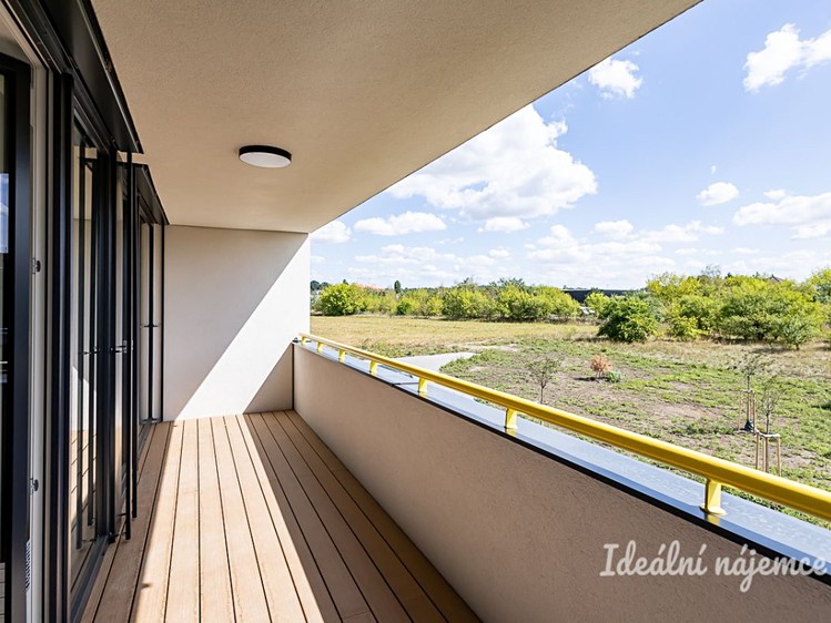 Квартира 2+kk в оренду, 52 м² (3 з 15)