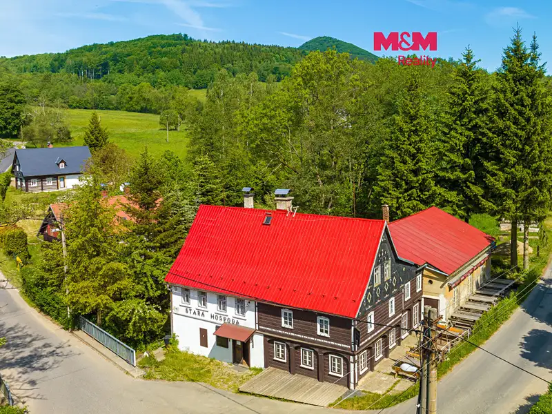 Prodej restaurace 598 m², Mařenice – náhled fotky 1