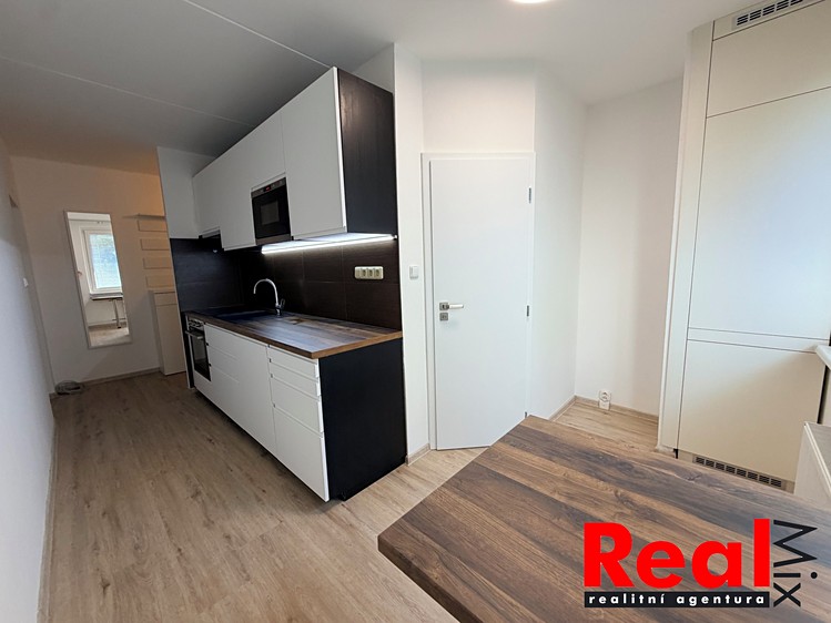 Квартира 2+1 на продаж, 58 м² (8 з 34)