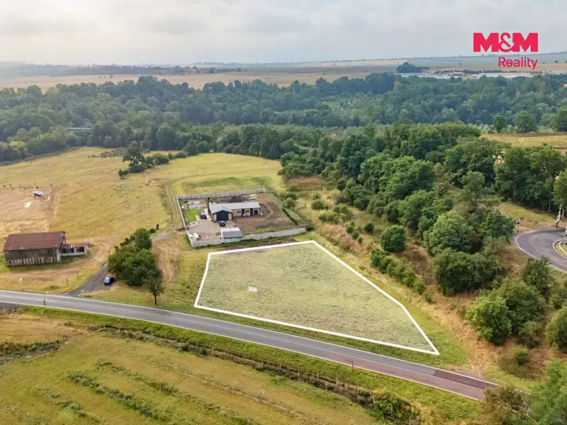 Prodej stavebního pozemku 1095 m², Libočany – náhled fotky 2