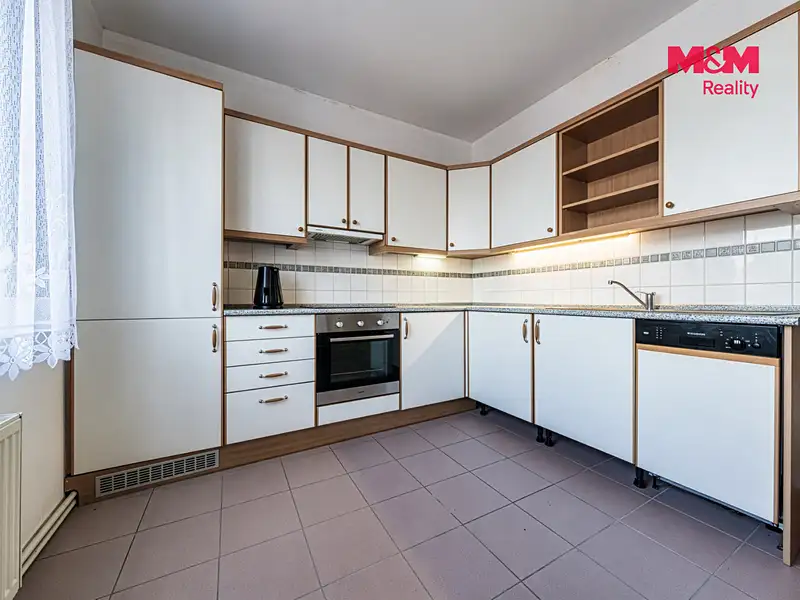 Prodej bytu 2+1 61 m², Rožďalovice – náhled fotky 2