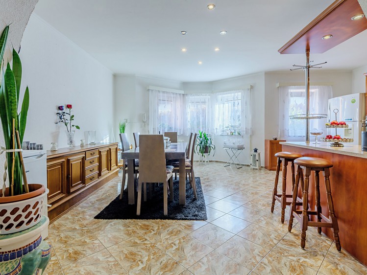 Prodej domu, 140 m² (8 z 28)