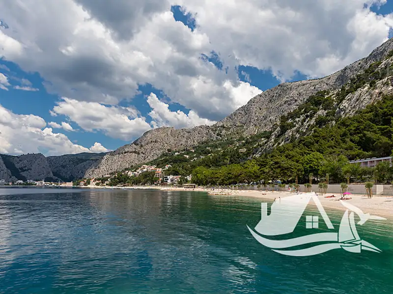 Prodej stavebního pozemku 3332 m², Omiš – náhled fotky 1