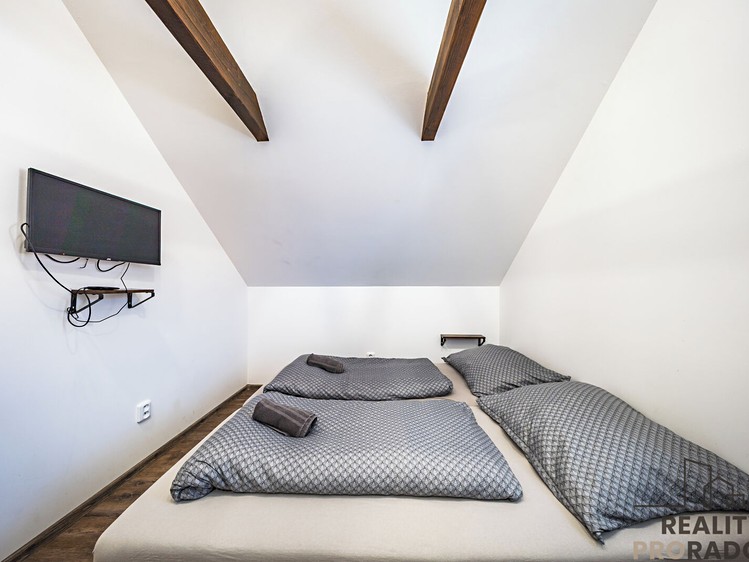 Prodej nemovitosti, 90 m² (21 z 30)