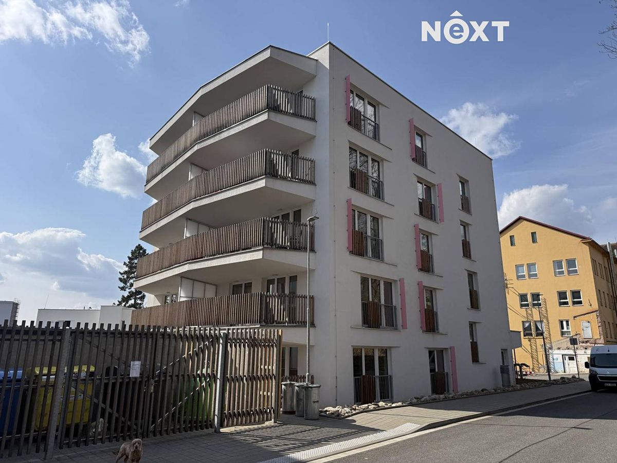 Pronájem bytu 3+kk 84 m²