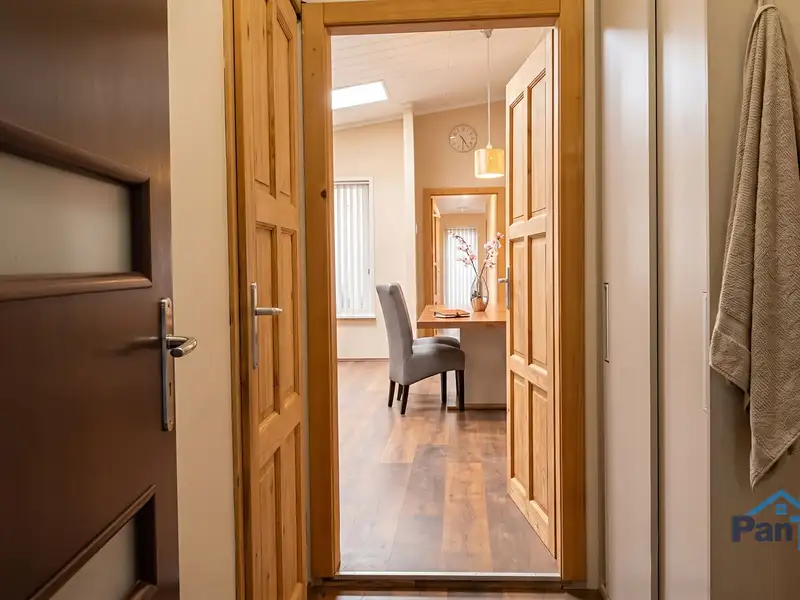 Prodej rodinného domu 180 m², pozemek 114 m², Trutnov – náhled fotky 3