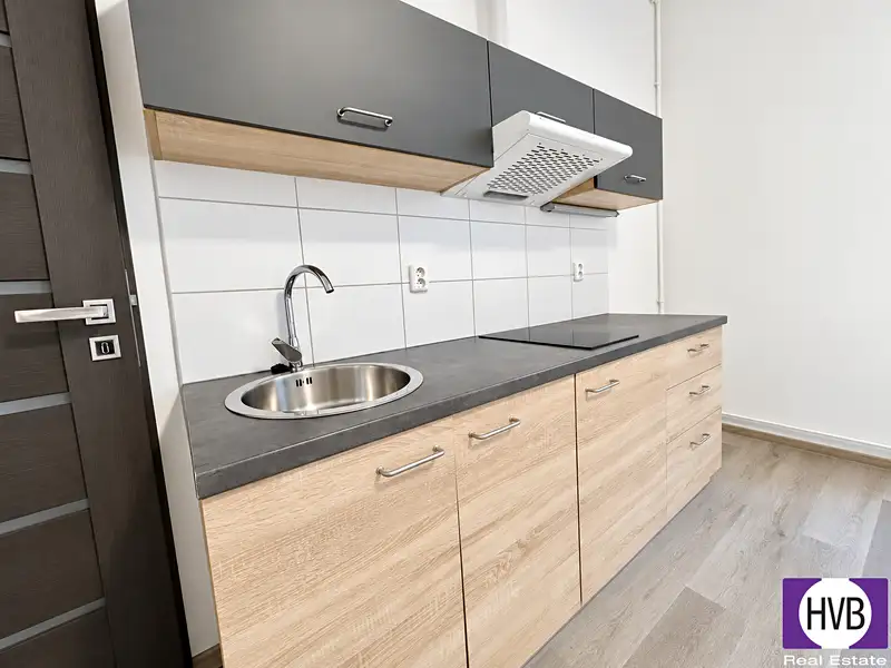 Prodej bytu 2+kk 41 m², Praha – náhled fotky 3