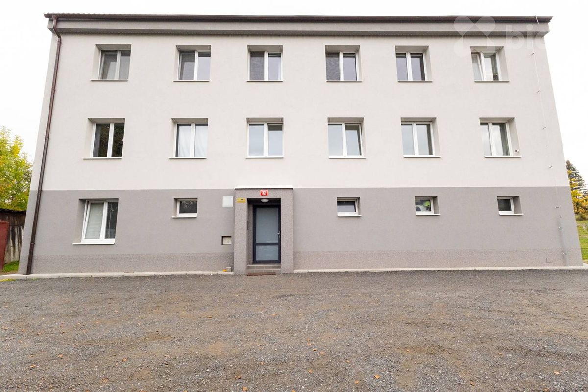 Prodej bytu 2+kk 41 m², Dešenice – fotka 1 z 3