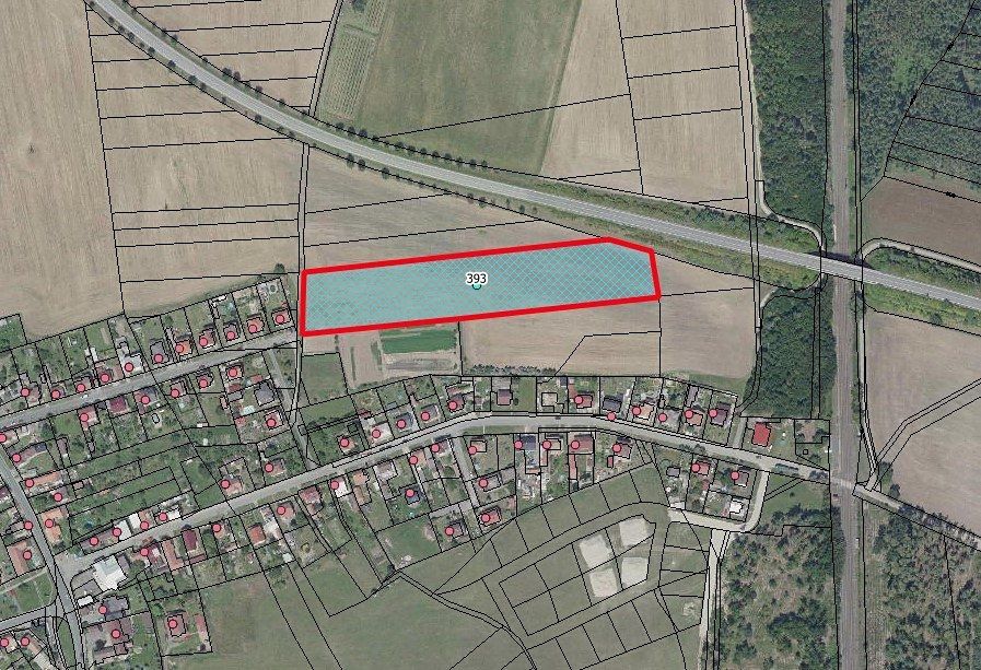 Prodej pole 13459 m², Veltruby – fotka 1 z 3