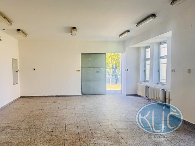Pronájem komerčního prostoru, 114 m² (4 z 34)