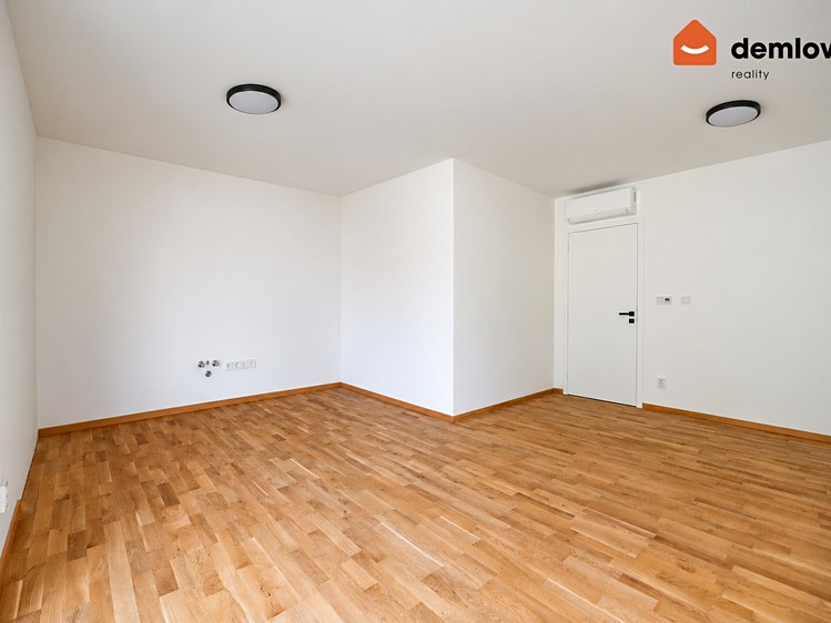 Квартира 2+kk в оренду, 47 м² (3 з 20)