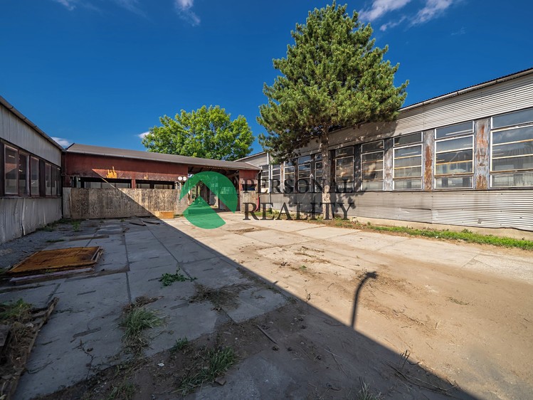 Prodej komerčního prostoru, 2 940 m² (17 z 24)