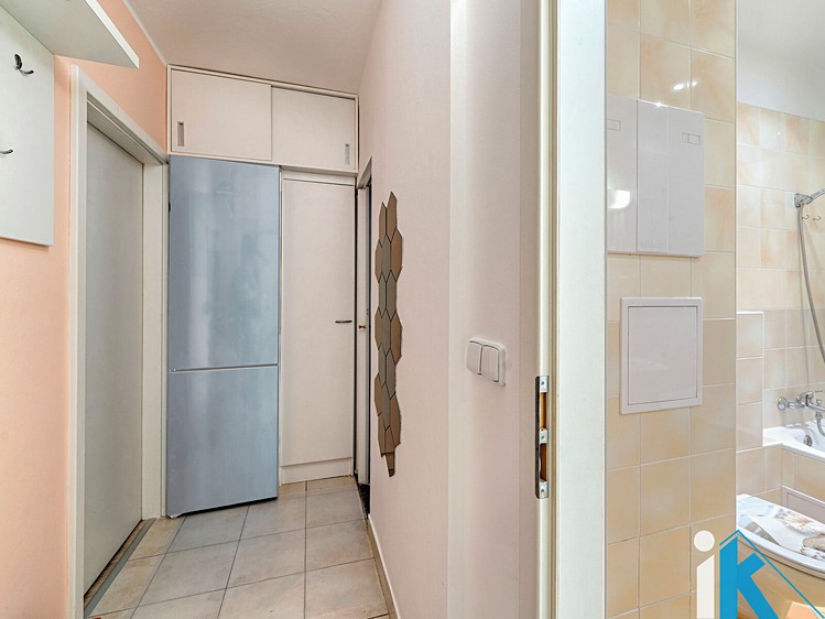 Pronájem bytu 1+1, 38 m² (5 z 7)