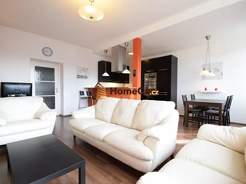 Pronájem bytu 2+kk 78 m², Praha – náhled fotky 2