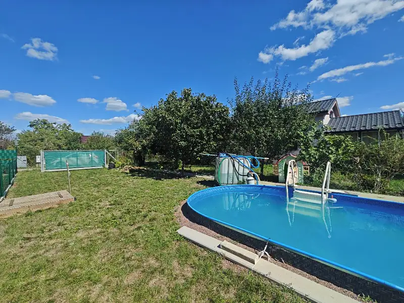 Prodej zahrady 475 m², Holíč – náhled fotky 2