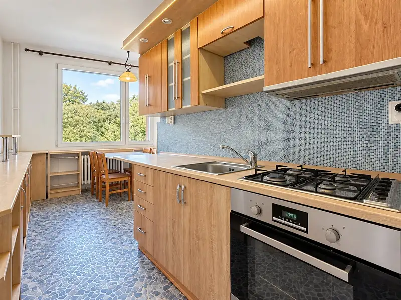 Prodej bytu 3+1 78 m², Jirkov – náhled fotky 1