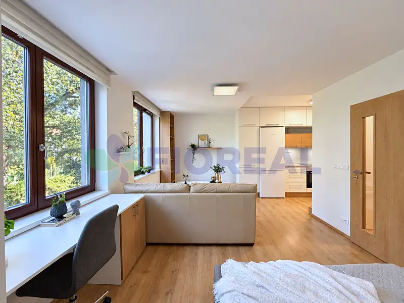 Prodej bytu 1+kk 32 m², Praha – náhled fotky 2