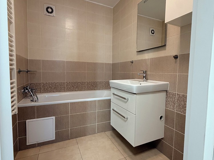 Квартира 2+1 на продаж, 58 м² (27 з 34)