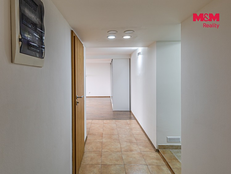 Prodej bytu 2+1, 64 m² (6 z 17)