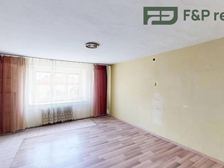 Prodej komerčního prostoru, 306 m² (13 z 24)