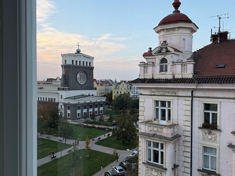 Pronájem bytu 1+1, 46 m² (2 z 17)