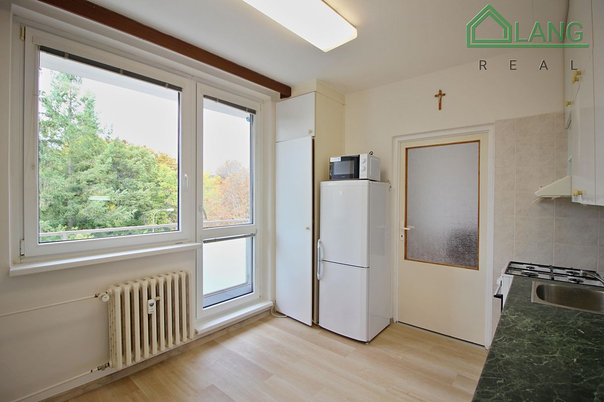Pronájem bytu 3+1 72 m² – fotografie 3