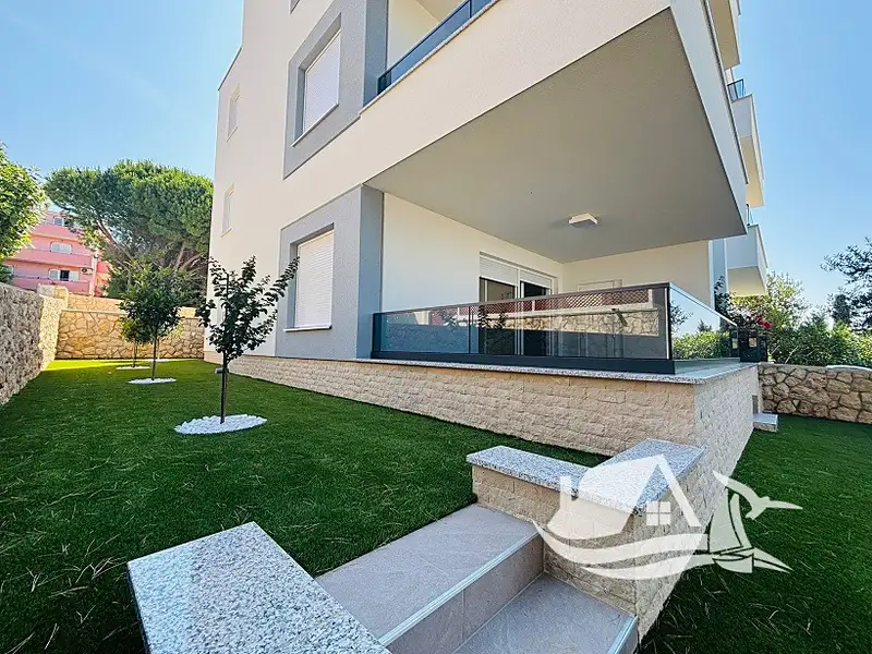 Prodej bytu 3+kk 82 m², Novalja – náhled fotky 2