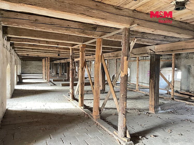 Haus zum Kauf, 1.751 m² (10 von 14)