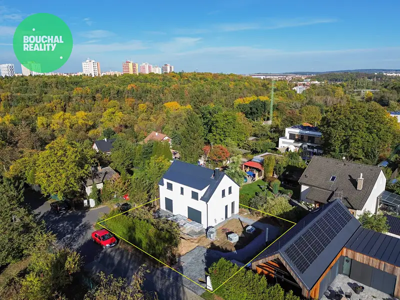 Prodej rodinného domu 130 m², pozemek 425 m², Plzeň – náhled fotky 1