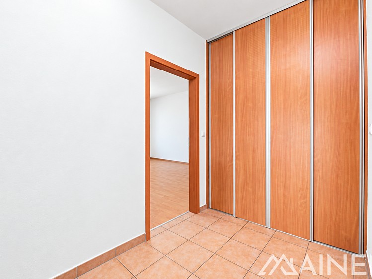 Pronájem bytu 3+kk, 86 m² (12 z 16)